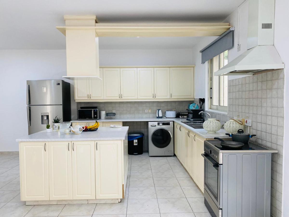 Gaia - 4 Bedroom House In 라르나카 외부 사진